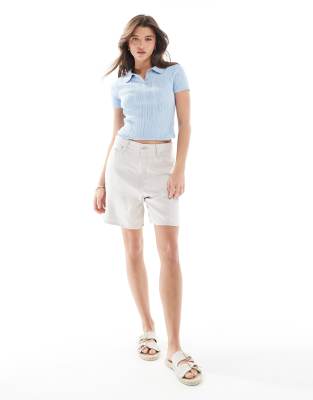 Levi's - Weite Jeans-Shorts aus Leinenmix in Wollweiß mit hohem Bund