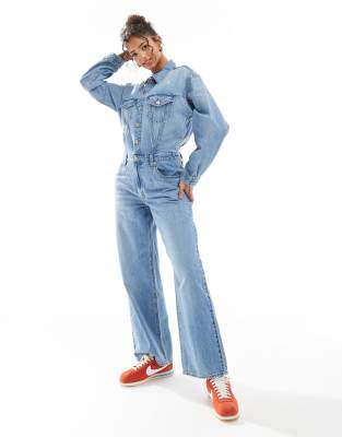 Levi's - Weiter Jeans-Jumpsuit in Hellblau