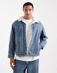 Levi's western embroidered sherpa denim trucker jacket in mid wash