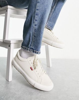 Levi's woodward rugged trainer in cream with red tab logo