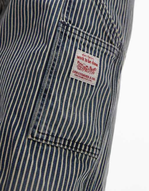 Levi's - Workwear Capsule - 568 - Losse denim timmermansshort met strepen in middenblauw, 4 van 5