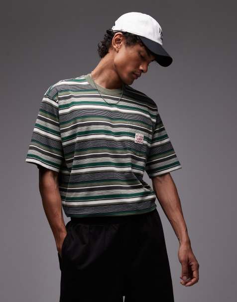 Levi's – Workwear Capsule – Mörkgrön, randig t-shirt med ficka, logga och ledig passform - view 1
