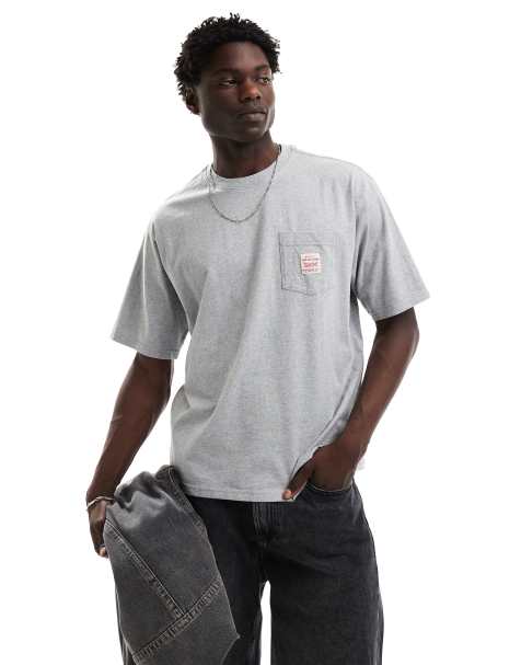 Levi's - Workwear - Løstsiddende T-shirt med lomme i gråmelere - view 1