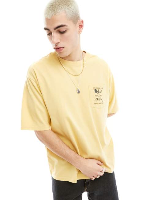 Levis yellow shop t shirt