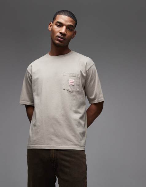 Levi's Workwear pocket logo t-shirt in brown - view 1