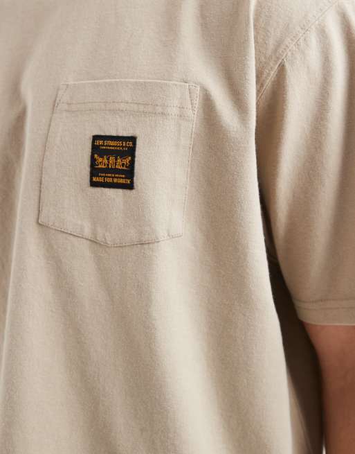 Levi's - Workwear - T-shirt beige con tasca, 3 di 5
