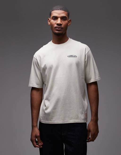 Levi's - Workwear - T-shirt met grafische print op de achterkant in grijs, 3 van 5