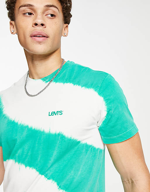 Levi's x ASOS exclusive t-shirt with collegiate chest logo in green tie dye  | ASOS