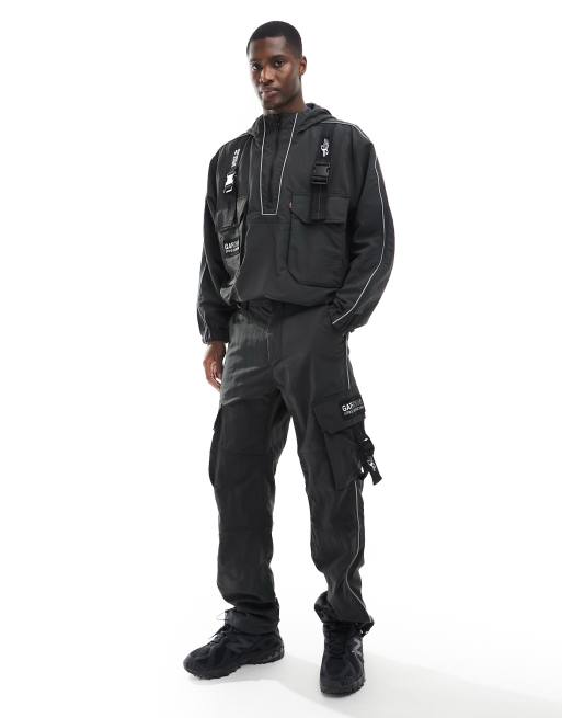 Levi's x Gundam collab badge cargo pants in black