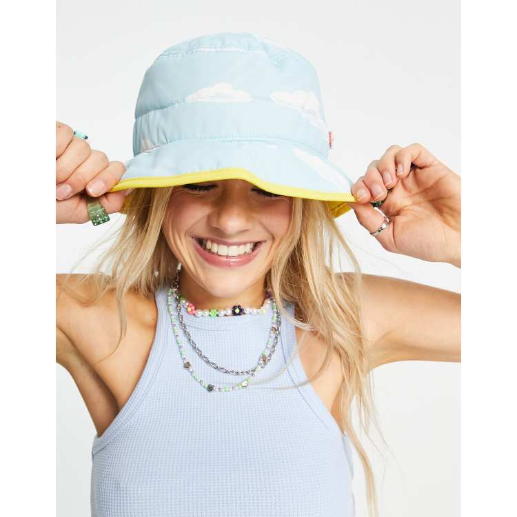 Levi's x The Simpsons cloud bucket hat in blue | ASOS