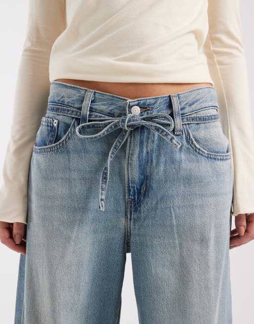 Levi's XL straight denim jeans in light wash, 5 of 5