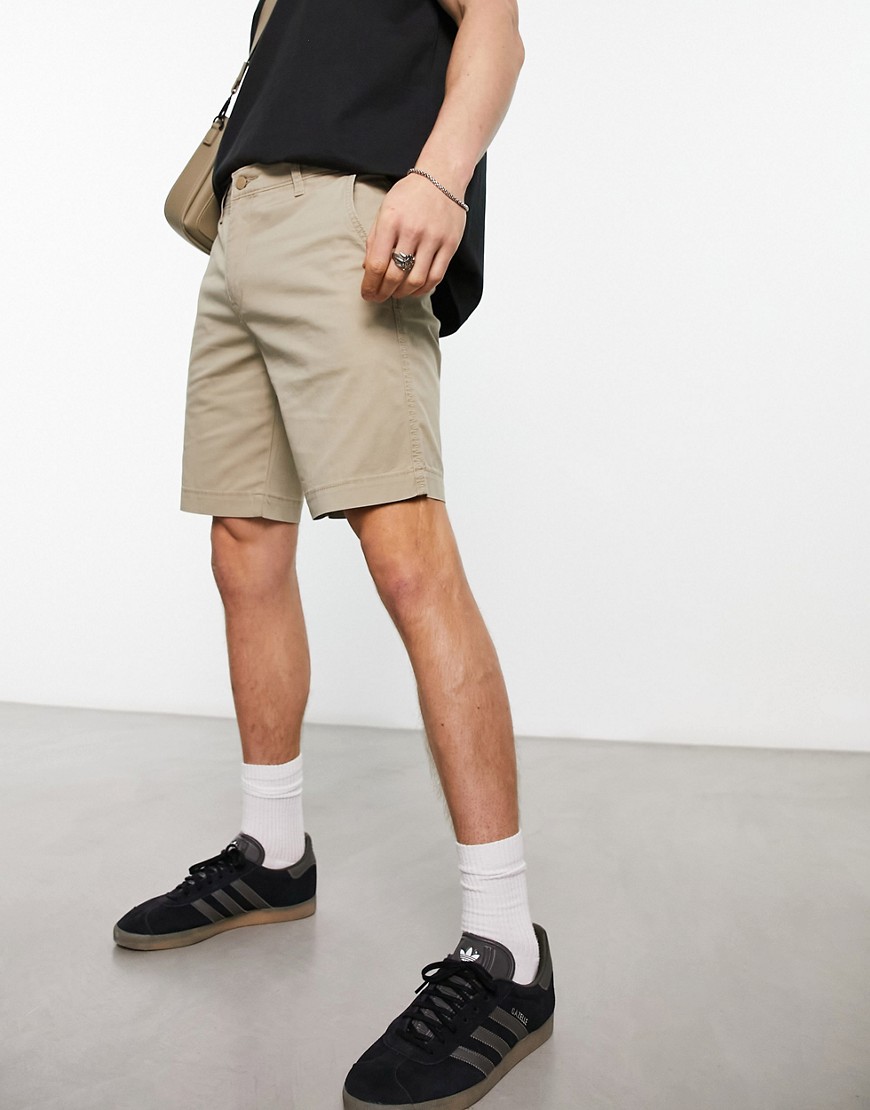 Levi’s XX chino shorts in cream-Navy