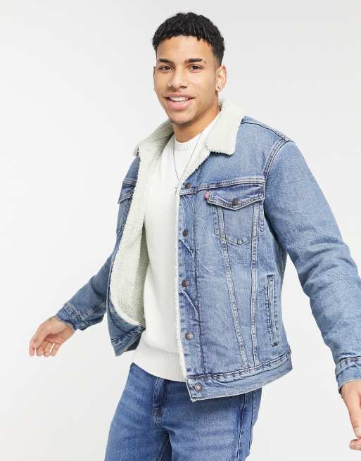 Levi's Youth Type 3 sherpa lined denim jacket in crinkle cut mid wash | ASOS