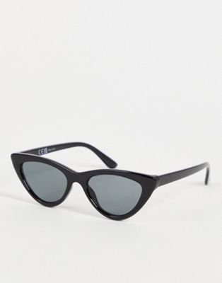 Liars & Lovers cat eye sunglasses in black