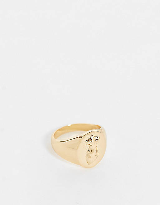 Liars & Lovers engraved body signet ring in gold