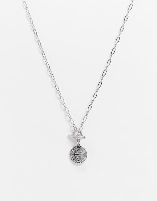 Liars & Lovers necklace in silver with coin pendant and T bar