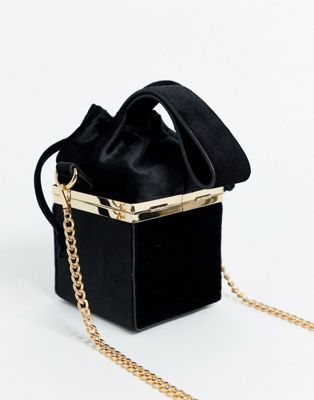 Liars & Lovers - Sort firkantet taske i fløjl med kædehåndtag i guld