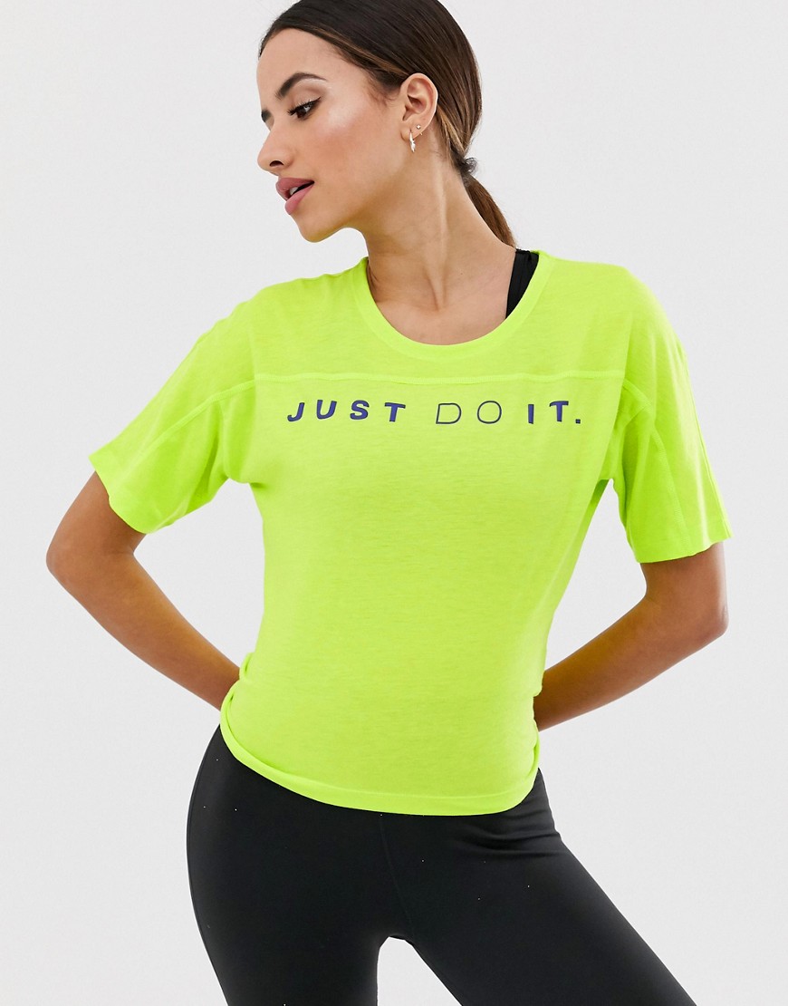 Limefarvet 'Just do it' t-shirt fra Nike Running-Grøn