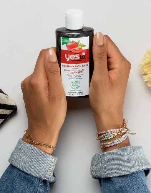 Limpiador desintoxicante al carbón de 147 ml Yes To Tomatoes, 4 de 4