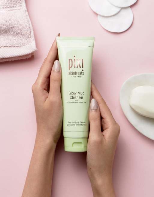 Limpiador facial con 5% de ácido glicólico Deep-Pore Glow Mud de 135 ml de Pixi, 2 de 4