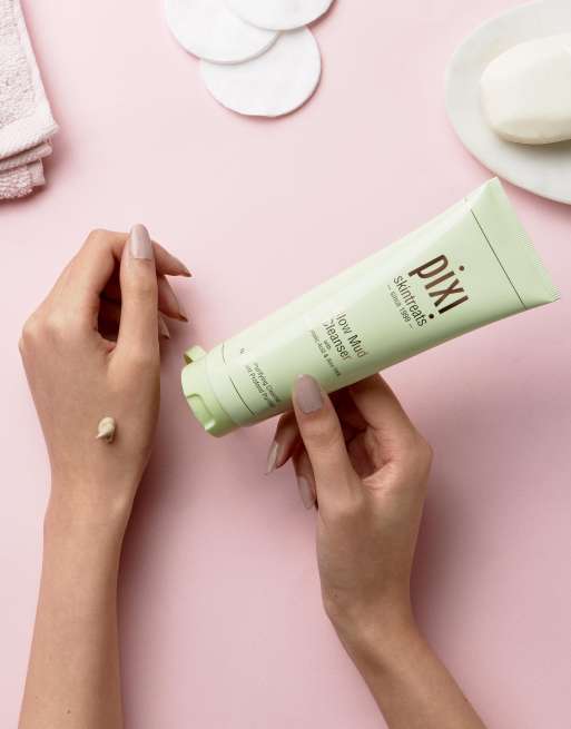 Limpiador facial con 5% de ácido glicólico Deep-Pore Glow Mud de 135 ml de Pixi, 4 de 4