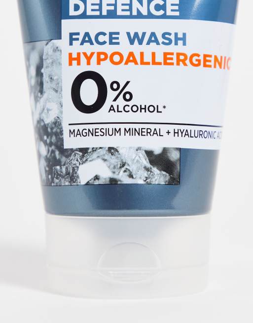 Limpiador facial para pieles sensibles Magnesium Defence de L'Oréal Men Expert, 3 de 4