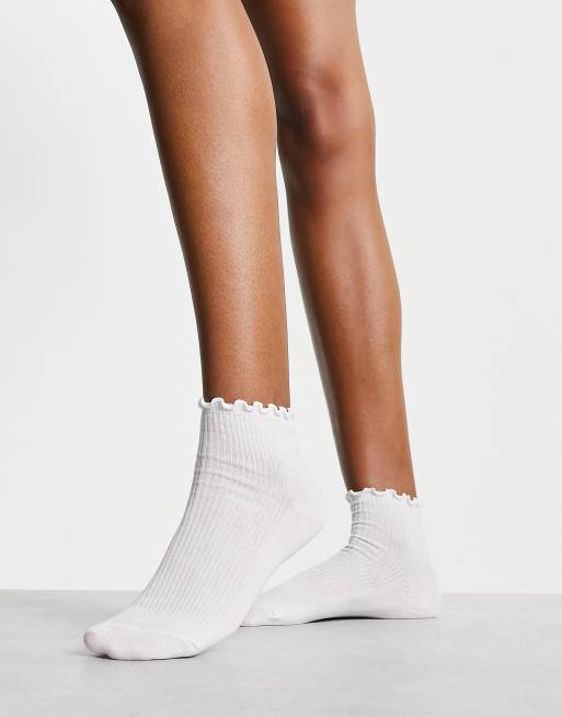 Lindex Calzini bianchi con volant sui bordi ASOS