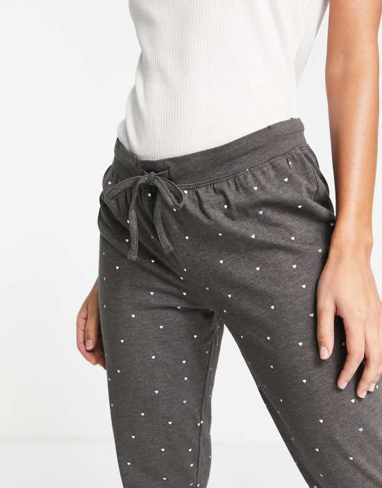 https://images.asos-media.com/products/lindex-exclusive-cotton-blend-printed-sweatpants-in-dark-gray-gray/201011688-4?$n_550w$&wid=550&fit=constrain