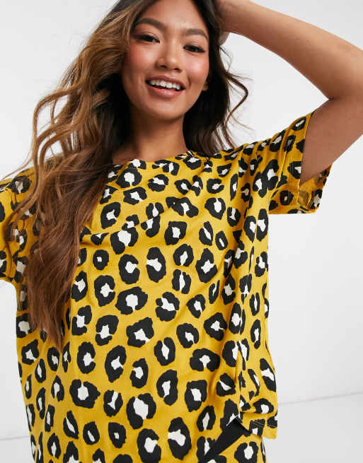 Lindex - Exclusivité - Ensemble t-shirt et legging à imprimé léopard en coton - Naturel - YELLOW, 3 de 4