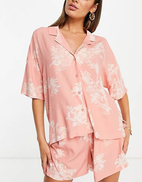 Dames Kleding voor voor Nachtmode voor Pyjamas TOPSHOP Pyjamaset Van Overhemd En Short Met Ruches Van Popeline Met Hawaiiaanse Print in het Roze 