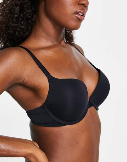 Lindex Linnea maximum push-up effect plunge bra in black, 4 of 4