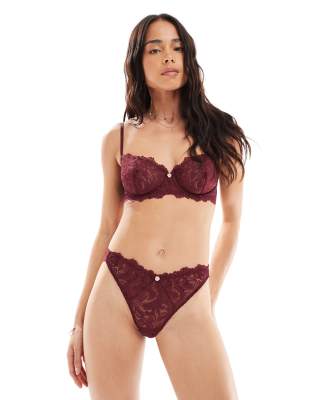 Lindex - Lydia - Tanga in Burgunderrot mit Rosendetail