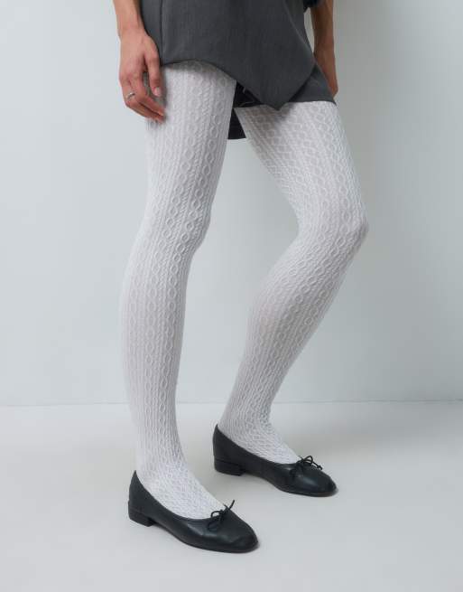 Lindex Mini-Strumpfhose mit Zopfmuster in Weiß, 2 von 3