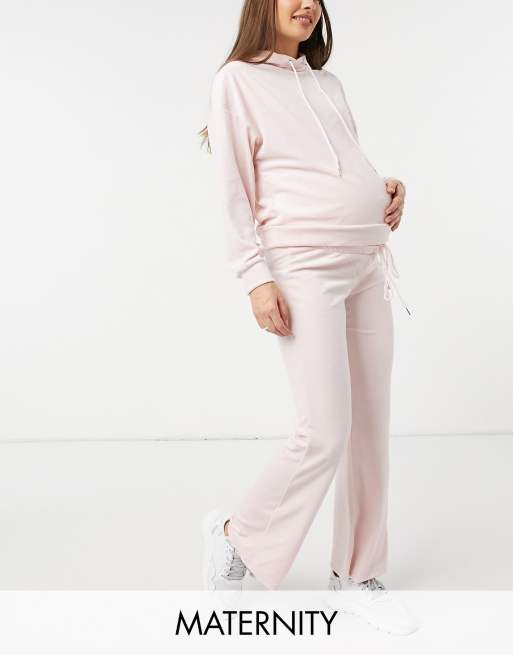 Lindex – MOM Exclusive Rose – Rosa Lounge-Umstandshose mit Überbauchbund aus Poly-Velours in Rosa - PINK