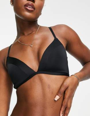 Lindex – Mynta – Bügelloses, leicht gepolstertes Bustier aus mattem und leicht glänzendem Material in Schwarz mit tiefem Ausschnitt