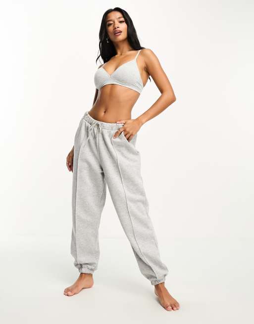 Lindex Petite - Reggiseno leggermente imbottito senza ferretto e senza cuciture, colore grigio, 2 di 4
