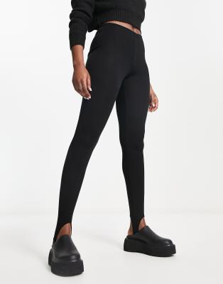 ASOS DESIGN Curve ribbed contoured stirrup legging