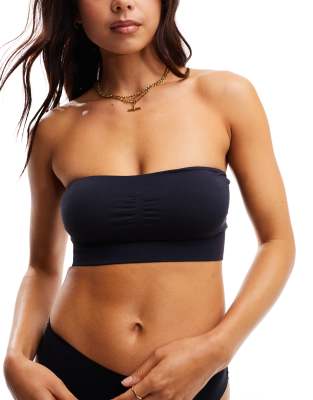 seamless bandeau soft bra with removable padding in black