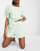 Thumbnail 1 van 4