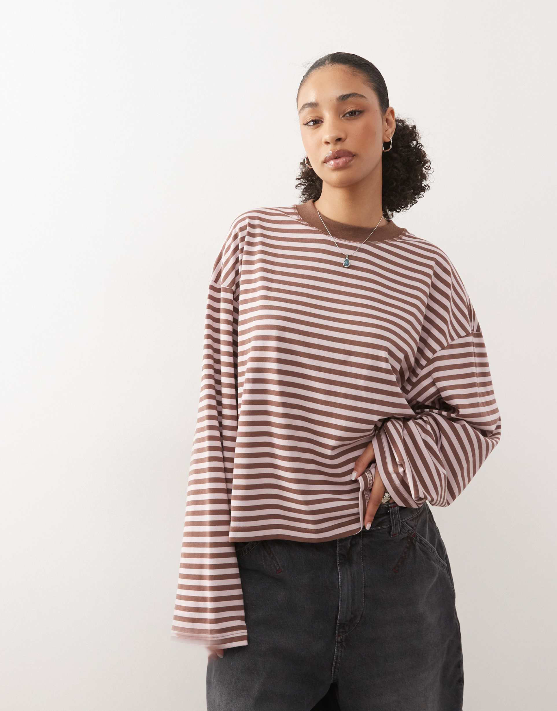 lioness bloom cotton blend long sleeve crew neck boxy t-shirt in chocolate and blush stripe