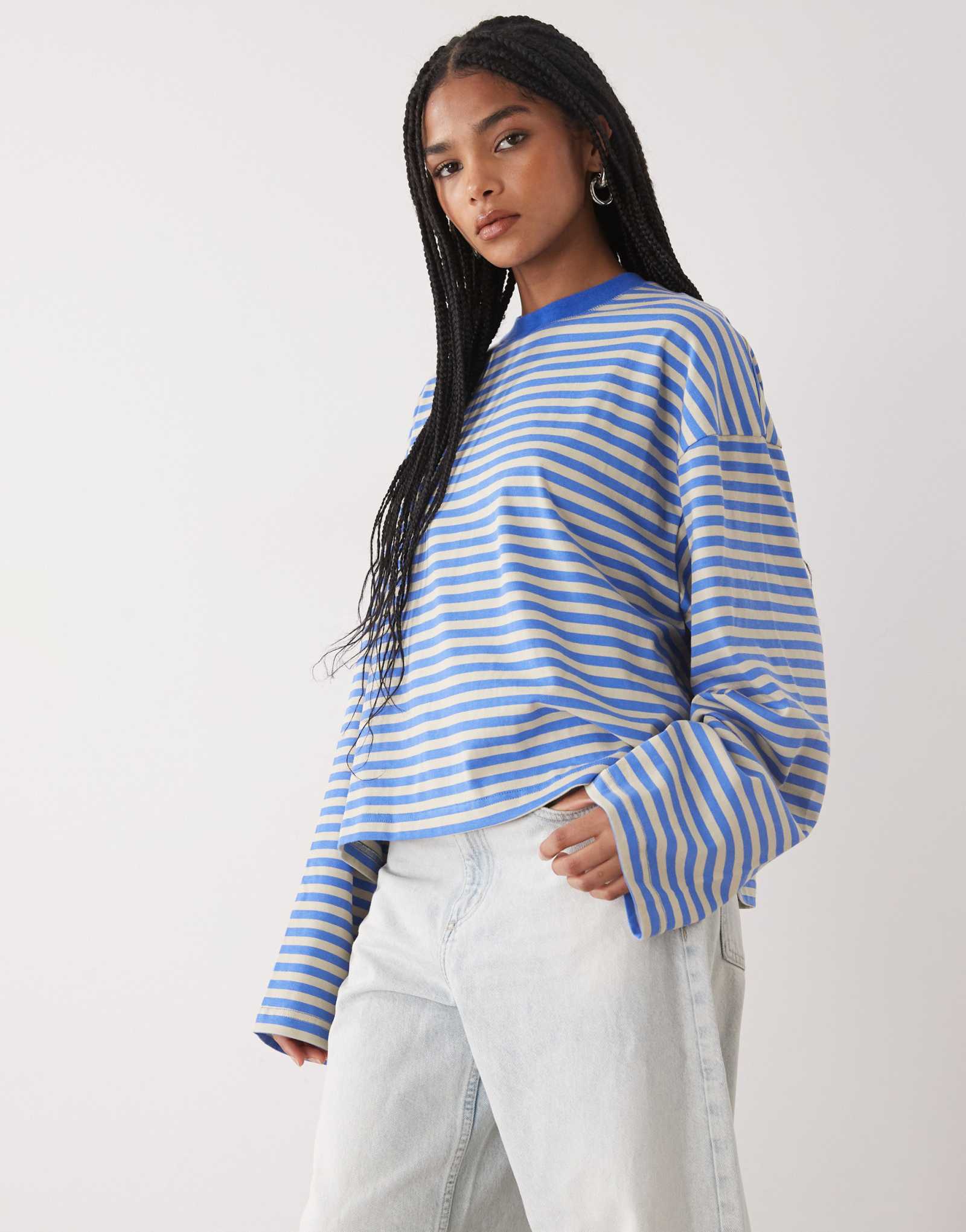 Облегающая футболка из хлопчатобумажной смеси Lioness Bloom с длинным рукавом и круглым вырезом в синюю полоску с Микки