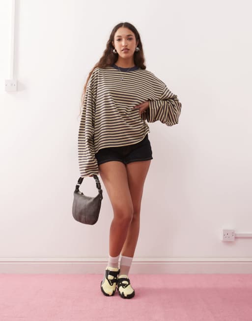 Lioness - Bloom - Oversized gestreept T-shirt met lange mouwen in beige en marineblauw