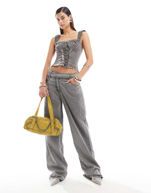 Lioness - Coordinato in denim grigio slavato con top a corsetto allacciato con finiture in pizzo e jeans