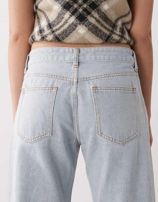 Lioness denim lowrise barrel leg side seam detail jeans in light blue wash, 4 of 5
