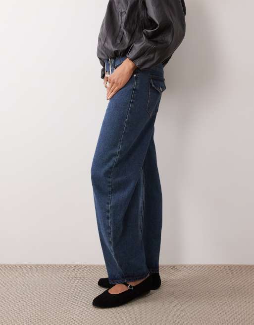 Lioness Dynasty balloon jean with belt detail in mid wash blue, 3 of 5