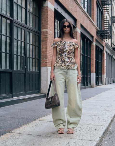 Lioness Dynasty wide belt detail barrel leg jeans in washed camel - view 1