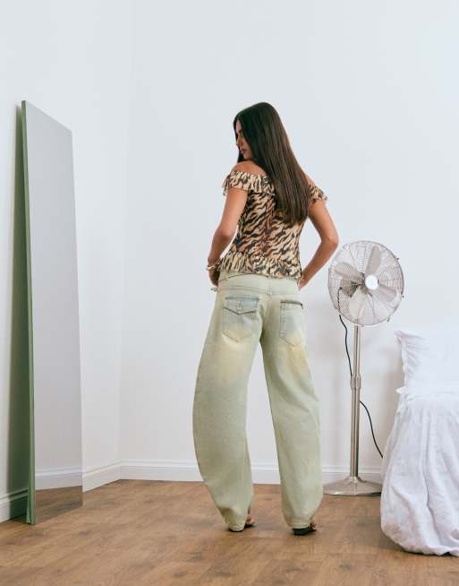 Lioness Dynasty wide belt detail barrel leg jeans in washed camel, 3 of 5