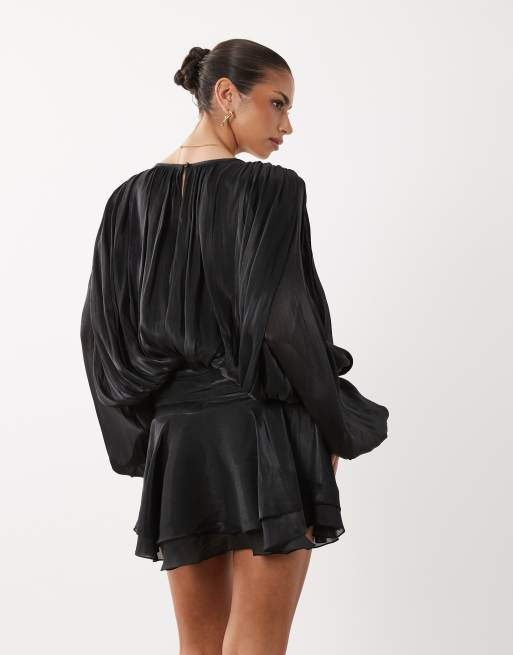 Lioness – Elements – Minikleid aus hochglänzendem Chiffon in Schwarz mit Drapierung, Ballonärmeln und Bindegürtel, 4 von 4