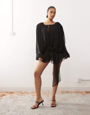 Lioness Elements Petite chiffon drape detail balloon sleeve tie waist mini dress in black 19290₽