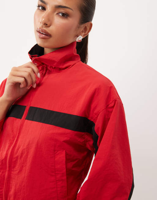 Lioness essential funnel neck windbreaker jacket in flame red, 3 of 4
